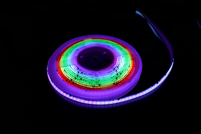 10MM-12V/24V -576灯  幻彩灯带