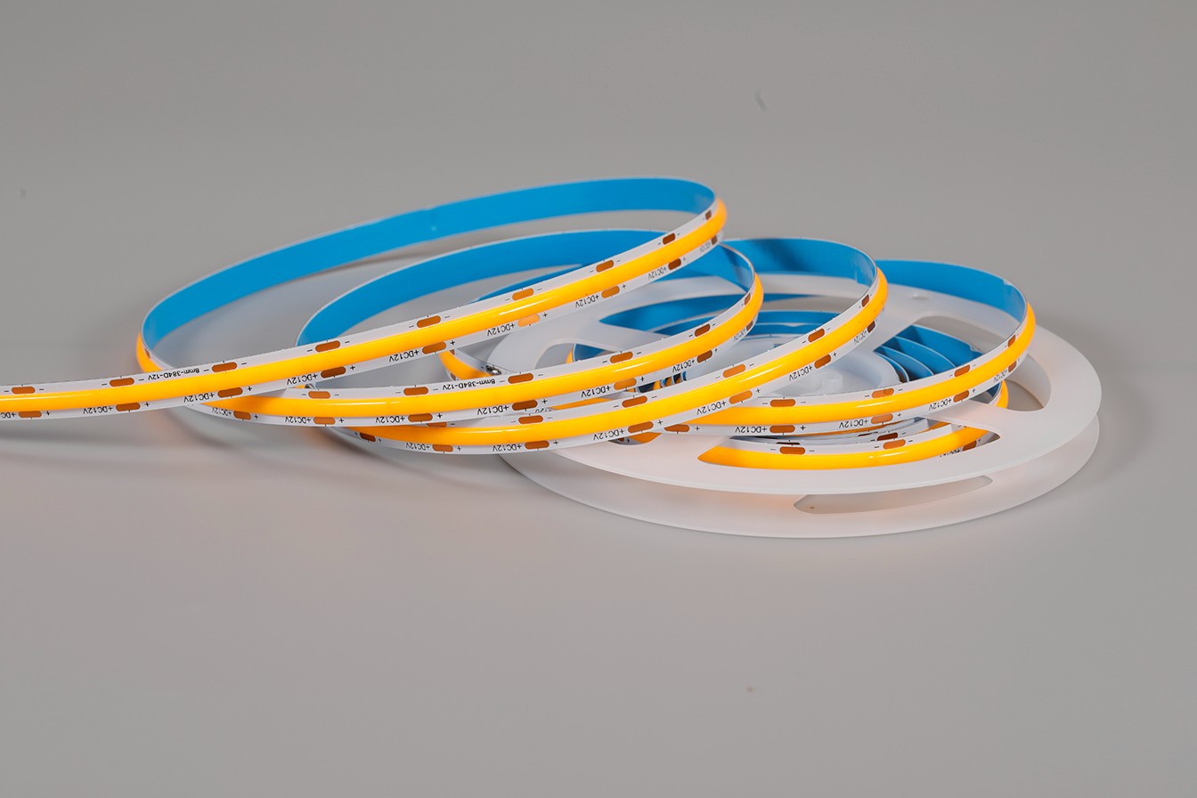 320灯 5v/12v/24v 8mm 裸板灯带